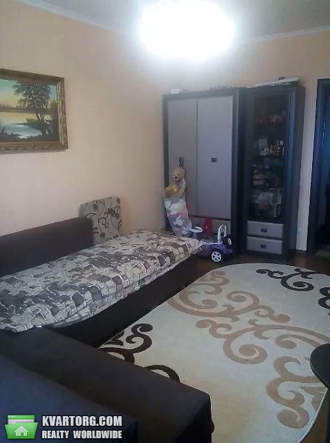 Sell 2-room apartment. Киев,  Маяковского — photo 1