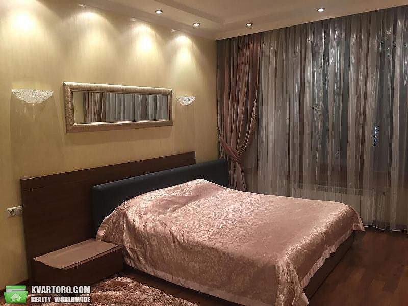 Rent out 3-room apartment. Киев,  Жилянская — photo 4