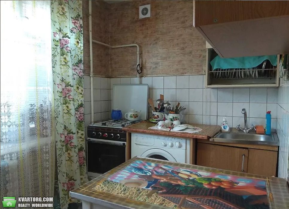 Rent out 3-room apartment. Киев,  Щербакова — photo 10