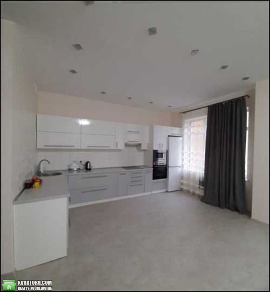 Sell 3-room apartment. Киев,  Щорса — photo 1