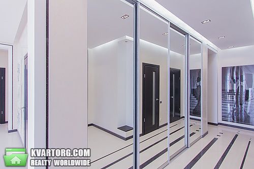 Rent out 4-room apartment. Киев, Драгомирова ул. — photo 7