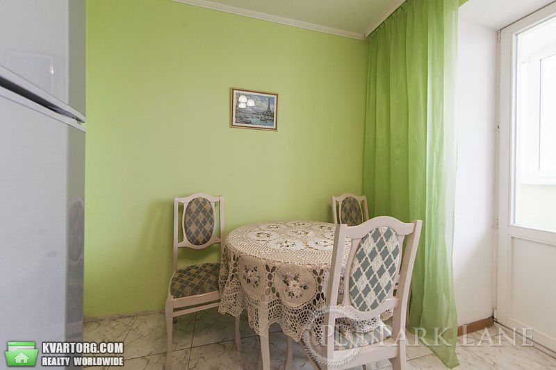 Sell 3-room apartment. Киев,  Волынская — photo 9