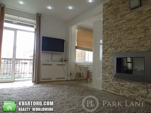 Sell 2-room apartment. Киев, Лаврская — photo 1