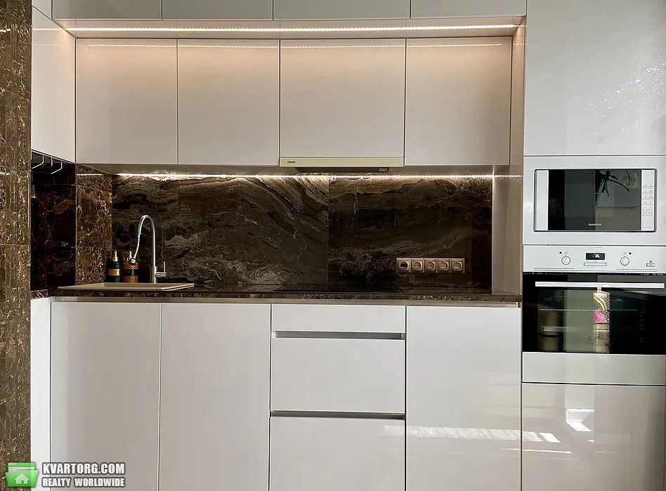 Sell 2-room apartment. Киев,  Ломоносова — photo 2