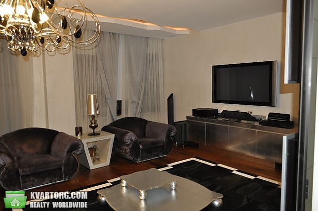 Rent out 3-room apartment. Киев,  Владимирская — photo 4