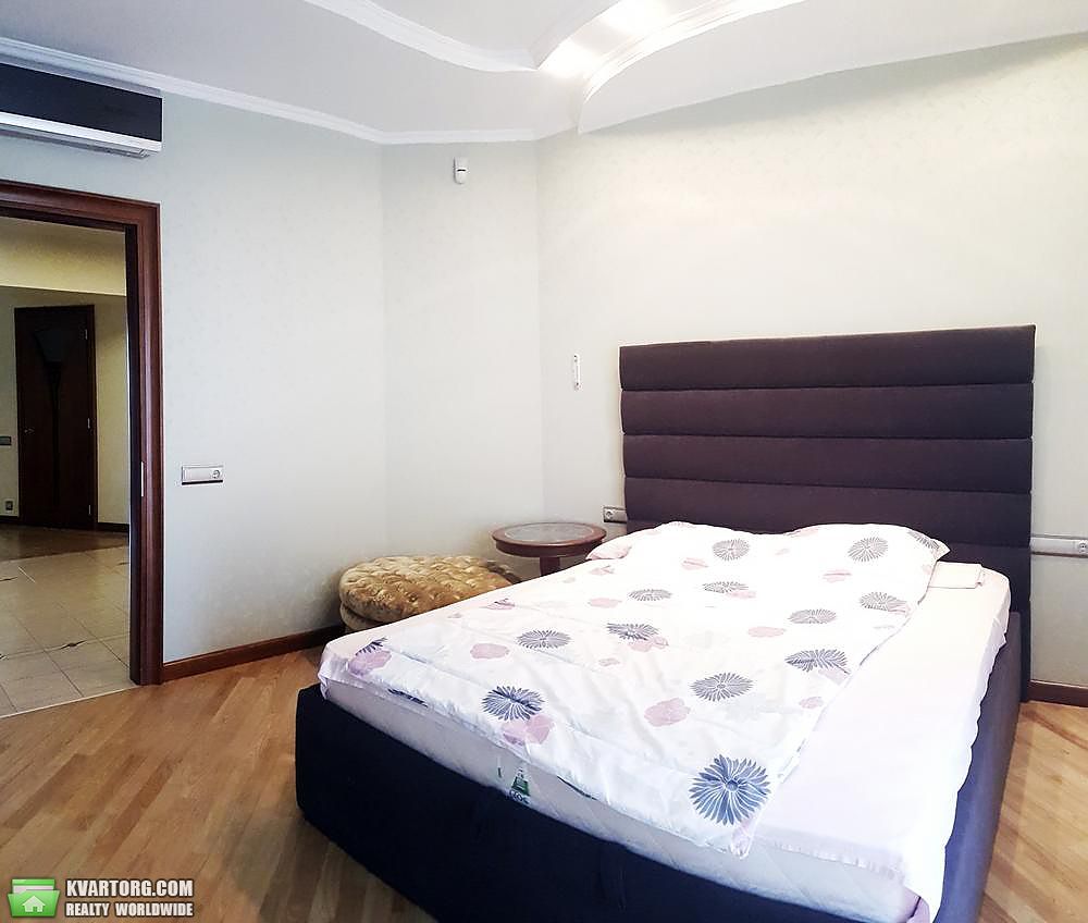 Rent out 3-room apartment. Киев,  Мирного Панаса — photo 1