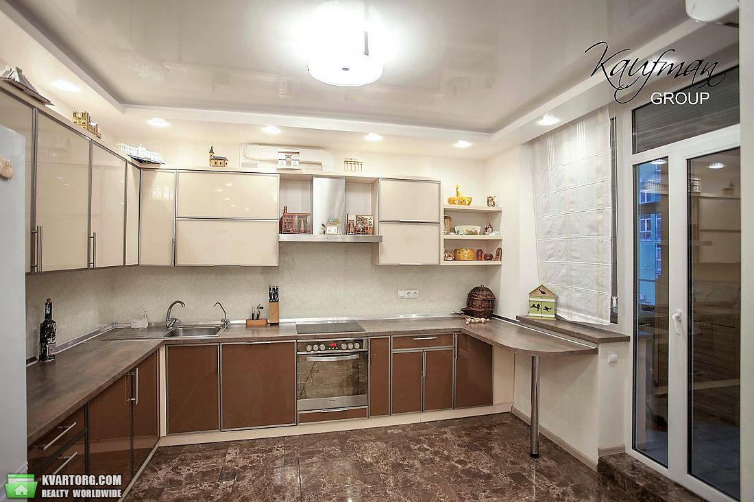 Sell 3-room apartment. Киев, Регенераторная — photo 1