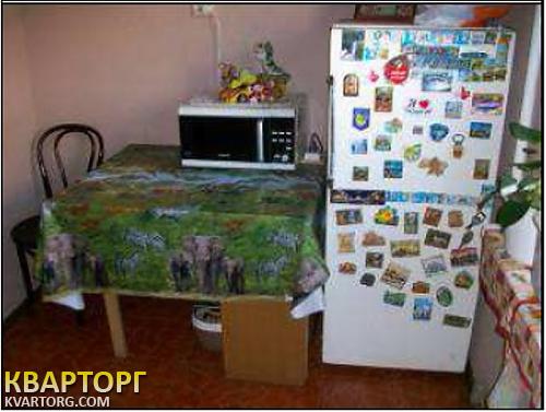 Sell 3-room apartment. Киев,  Октябрьская — photo 2
