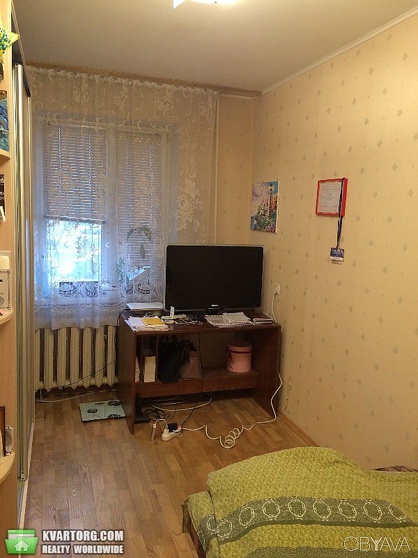 Sell 3-room apartment. Киев,  Озерная — photo 1