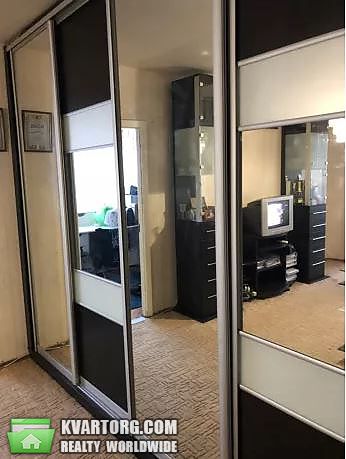 Rent out 2-room apartment. Киев, Братьев Зеровых — photo 6