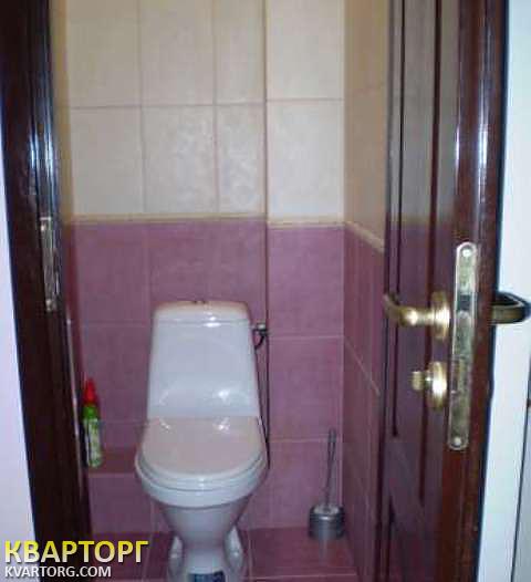 Rent out 2-room apartment. Киев, Урловская ул. — photo 2