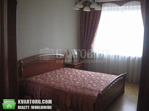 Rent out 2-room apartment. Киев,  Щорса — photo 4