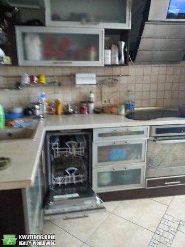 Sell 4-room apartment. Киев,  Милославская — photo 4