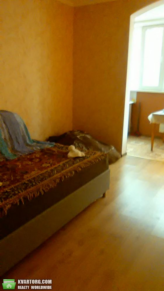 продам 1-комнатную квартиру. Киев,  Харьковское шоссе - фото 1