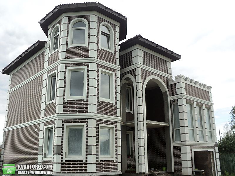 Sell house. Киев,  Лесная — photo 1