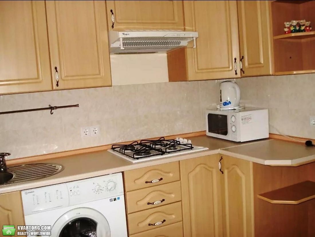 Rent out 2-room apartment. Киев,  Мазепы — photo 4