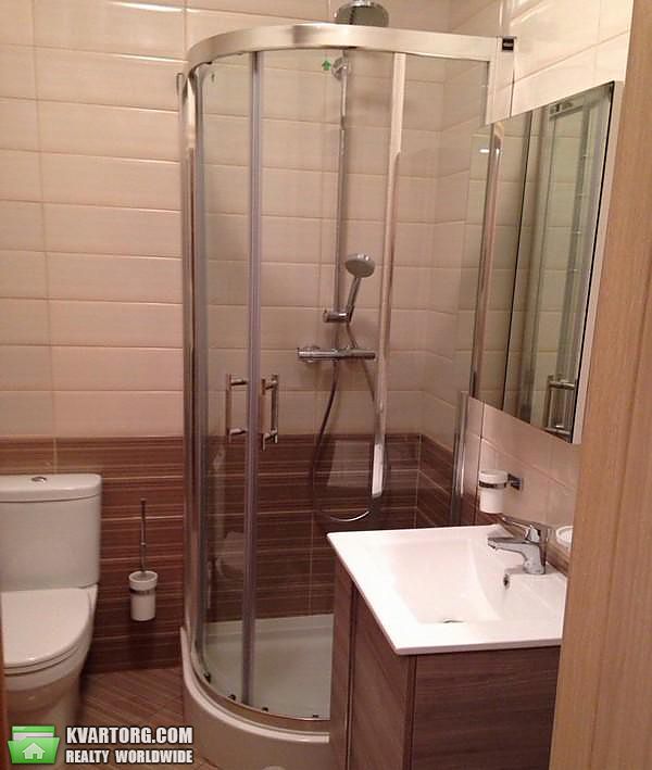 Rent out 2-room apartment. Киев,  Барбюса — photo 5