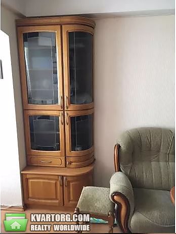 Rent out 3-room apartment. Киев,  Энтузиастов — photo 3