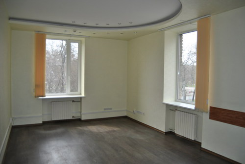 Rent out office. Киев, Окипной Раисы — photo 1