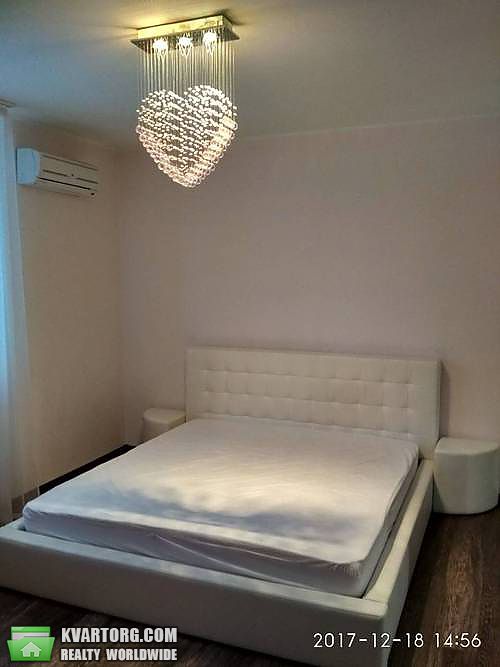Rent out 3-room apartment. Киев,  Чавдар — photo 4