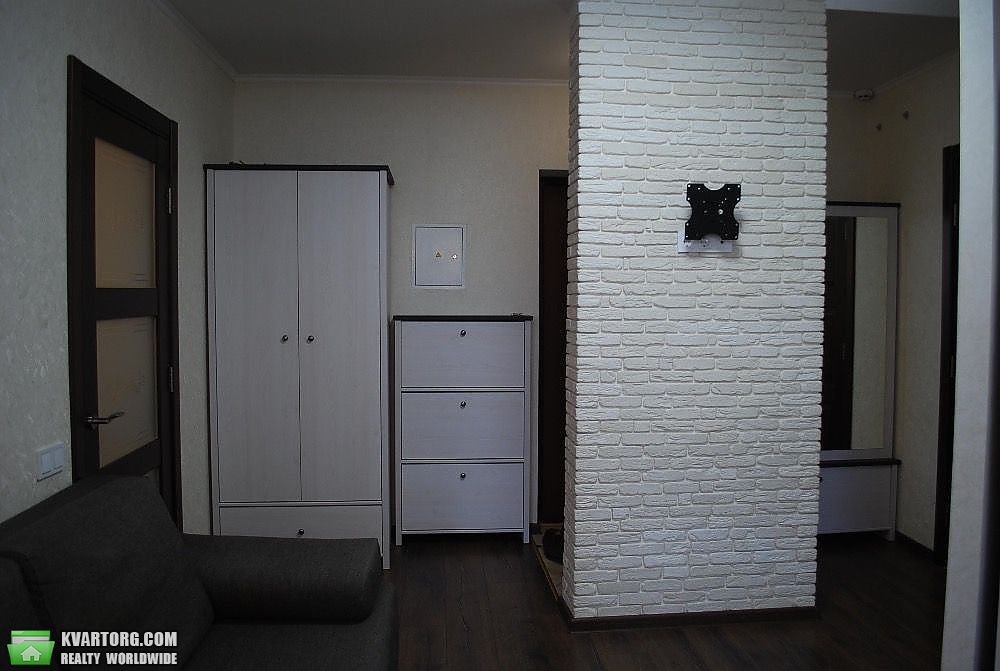 Sell 1-room apartment. Киев,  Дегтяренко — photo 3