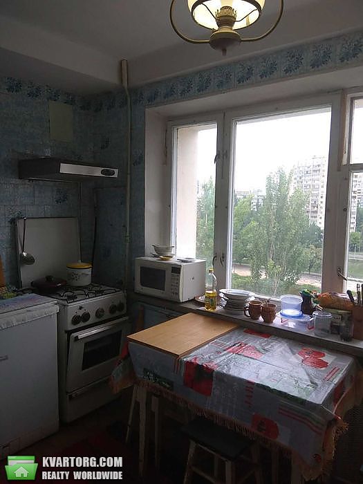 Sell 3-room apartment. Киев,  Энтузиастов — photo 1