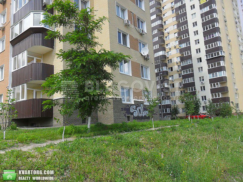 Sell 2-room apartment. Киев,  Урловская — photo 2