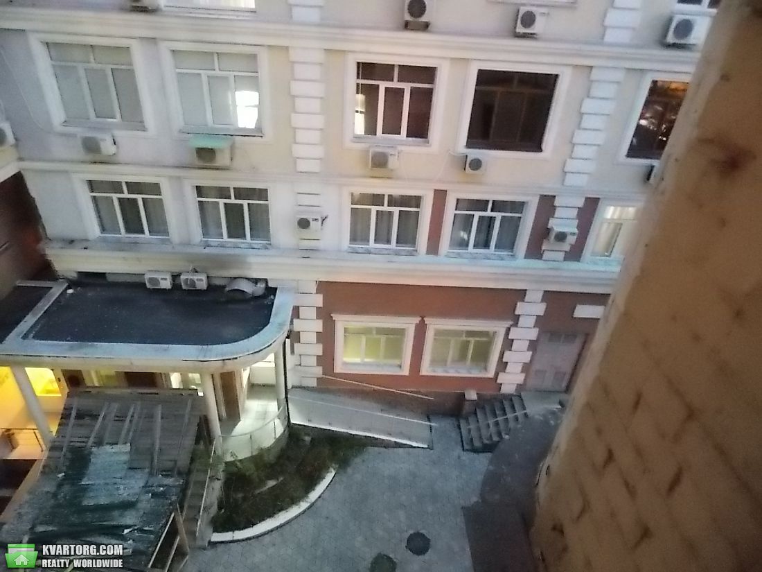 Sell 2-room apartment. Киев,  Жилянская — photo 8