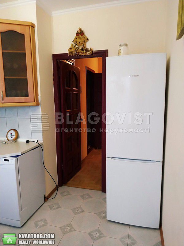 Sell 3-room apartment. Киев,  Оболонский пр — photo 9