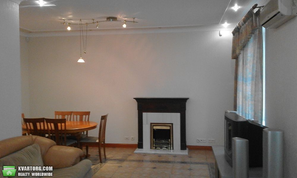 Rent out 3-room apartment. Киев, Питерская — photo 1
