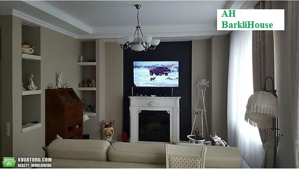 Rent out 2-room apartment. Киев,  Оболонская наб — photo 1