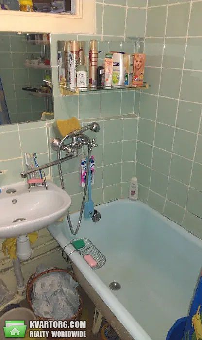 Sell 3-room apartment. Киев,  Зодчих — photo 8