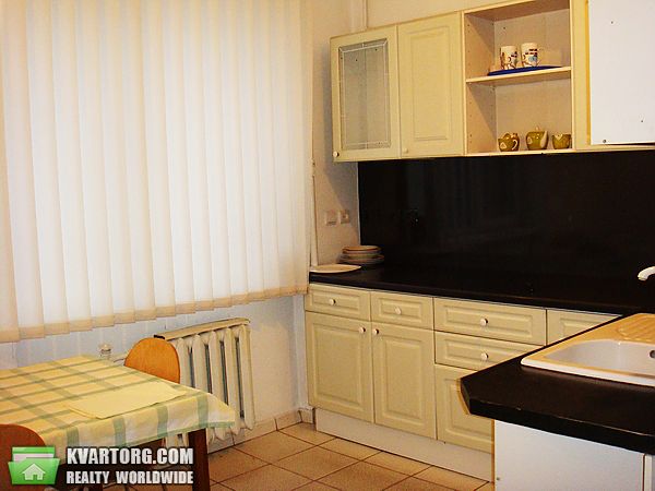 Rent out 3-room apartment. Киев,  Выборгская — photo 5