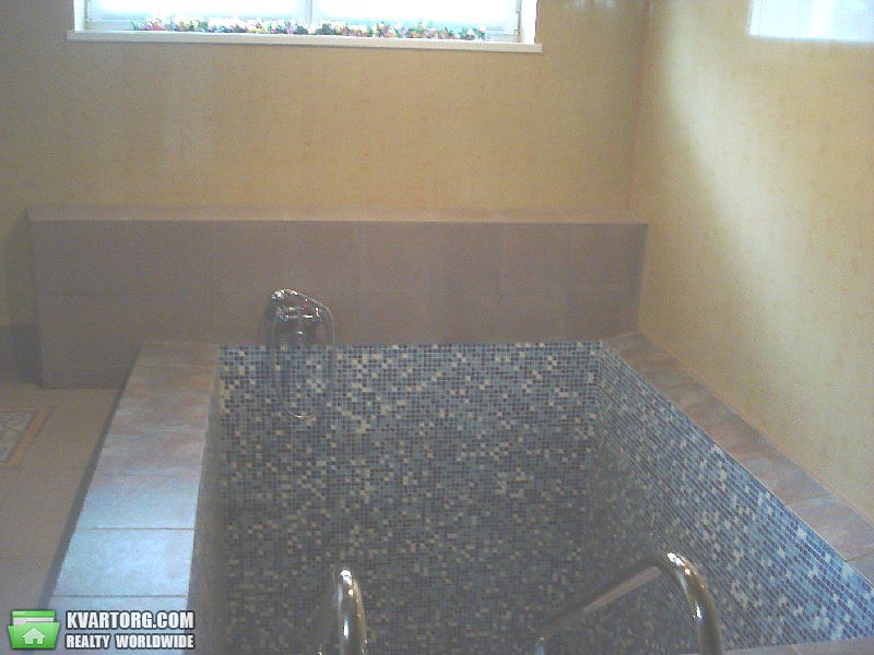 Rent out house. Киев,  Богатырская — photo 5