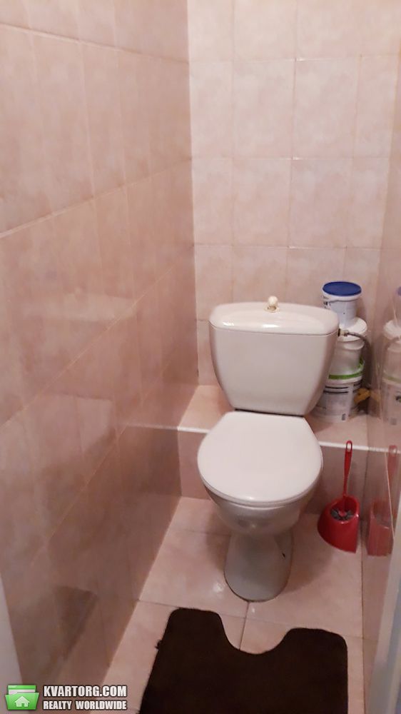 Rent out 3-room apartment. Киев,  Волкова — photo 8