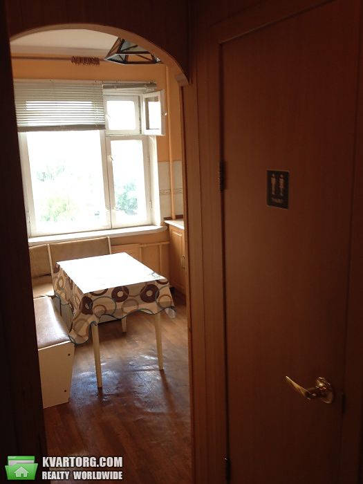 Rent out 2-room apartment. Киев, Майорова — photo 4