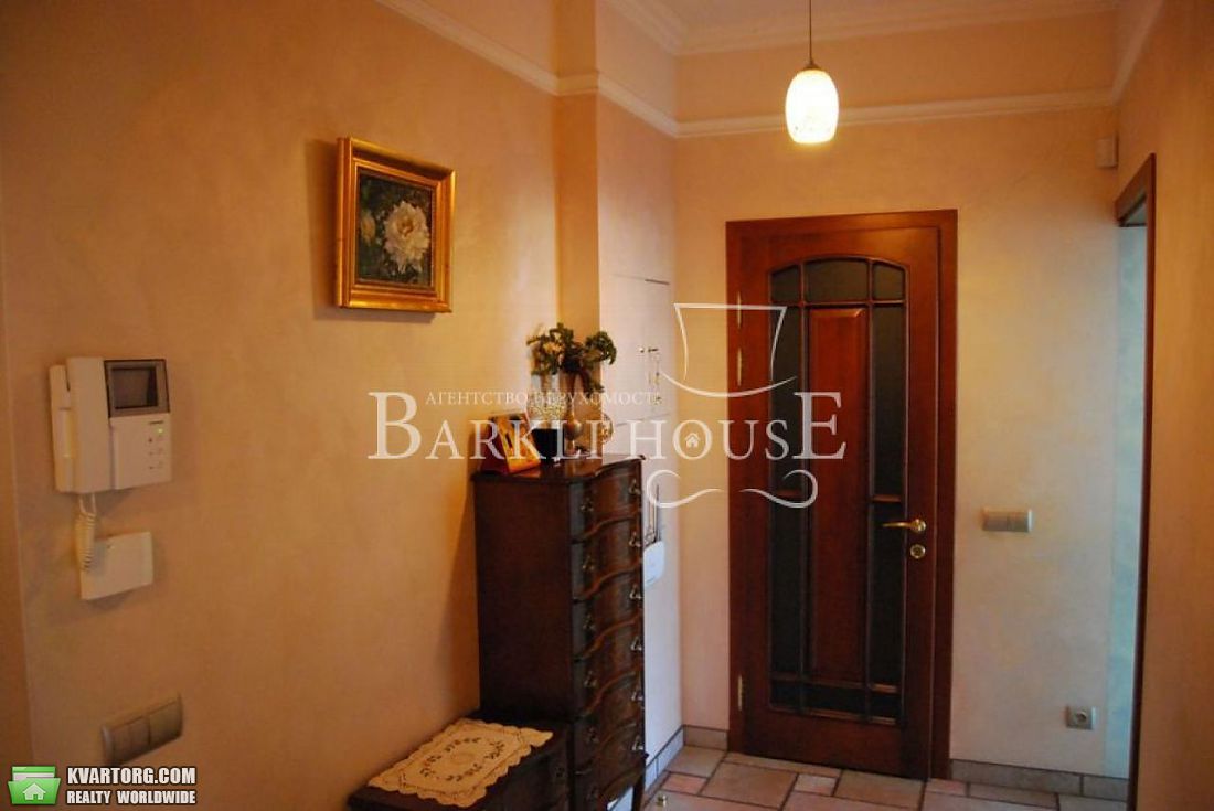 Rent out 3-room apartment. Киев,  Антоновича — photo 10