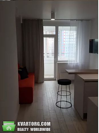 Rent out 2-room apartment. Киев,  Туманяна — photo 7