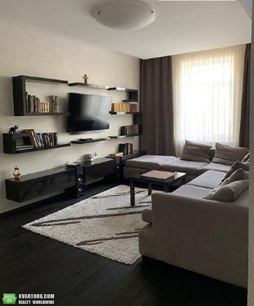 Rent out 2-room apartment. Киев,  Гусовского — photo 1