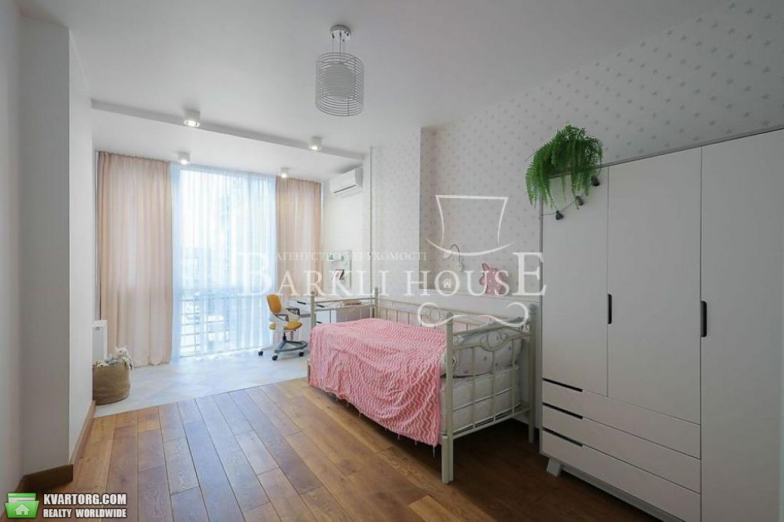 Rent out 3-room apartment. Киев,  Метрологическая — photo 7