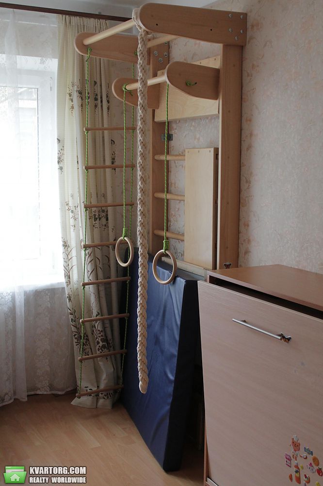 Sell 3-room apartment. Киев,  Метростроевская — photo 4