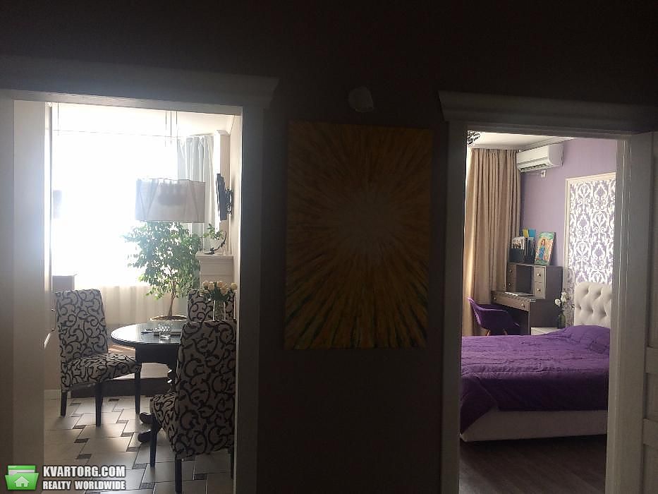 Sell 1-room apartment. Киев,  Воскресенская — photo 2