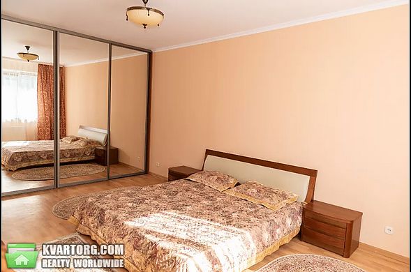 Rent out 2-room apartment. Киев,  Подгорная — photo 2