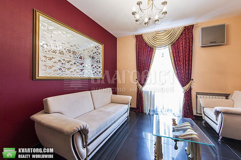 Rent out 2-room apartment. Киев,  Шелковичная — photo 1