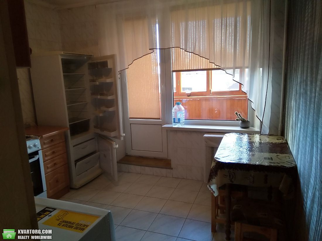 Rent out 2-room apartment. Киев, Малышка — photo 2