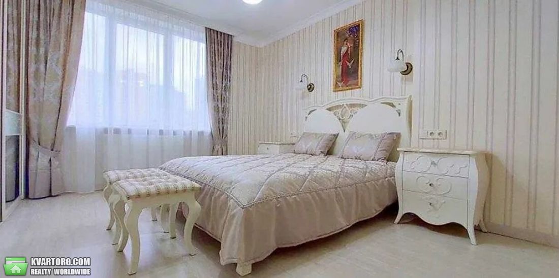 Rent out 2-room apartment. Киев,  Голосеевский пр — photo 1
