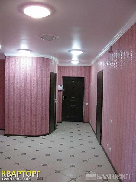 Sell 4-room apartment. Киев,  40-летия Октября просп — photo 9