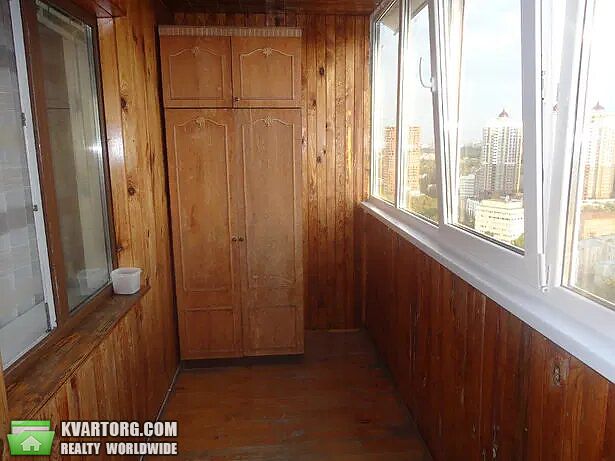 Rent out 2-room apartment. Киев,  Подгорная — photo 10