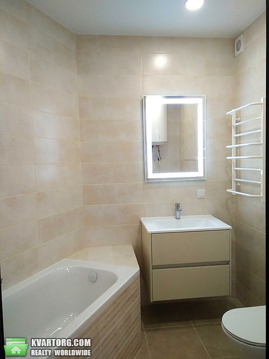 Rent out 1-room apartment. Киев,  Ломоносова — photo 1