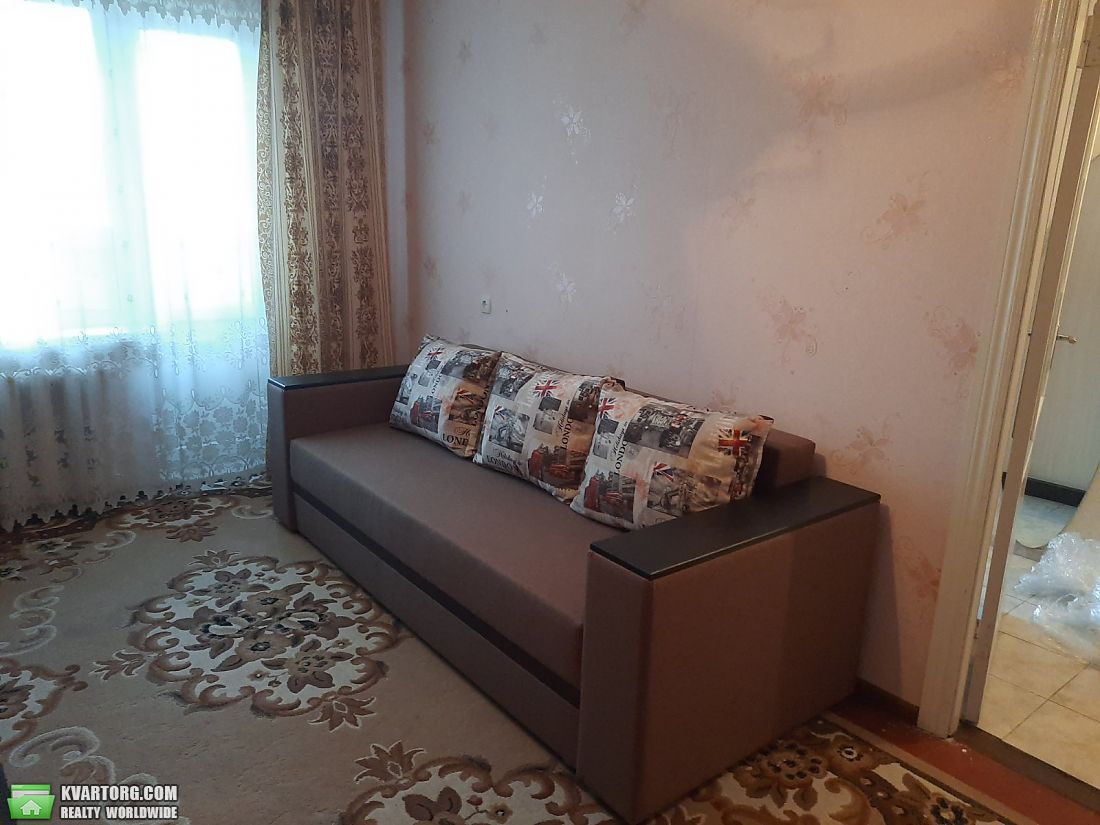 Rent out 1-room apartment. Киев, Радужная — photo 2